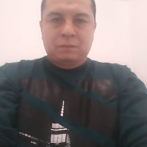 Meet your Posher, Gil